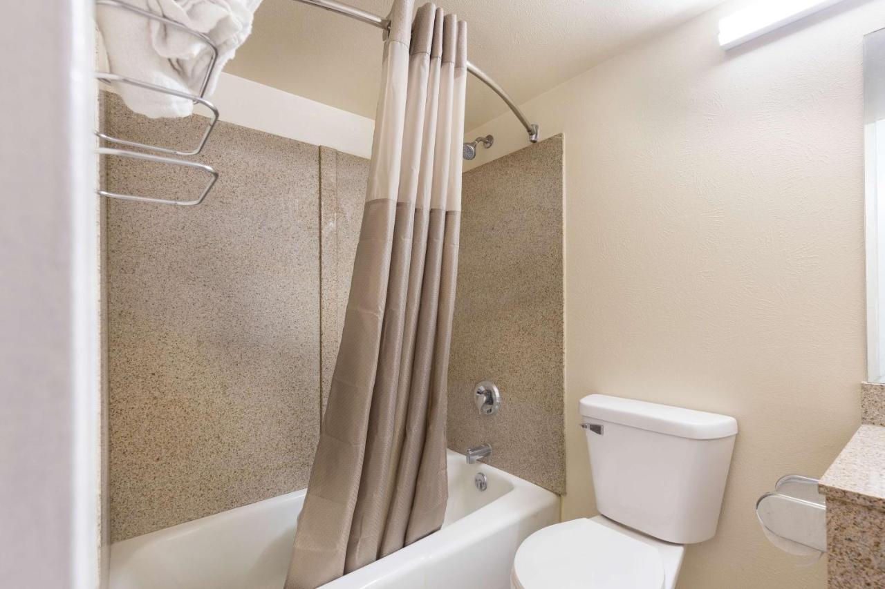 Motel 6-Lincoln, Il Екстериор снимка